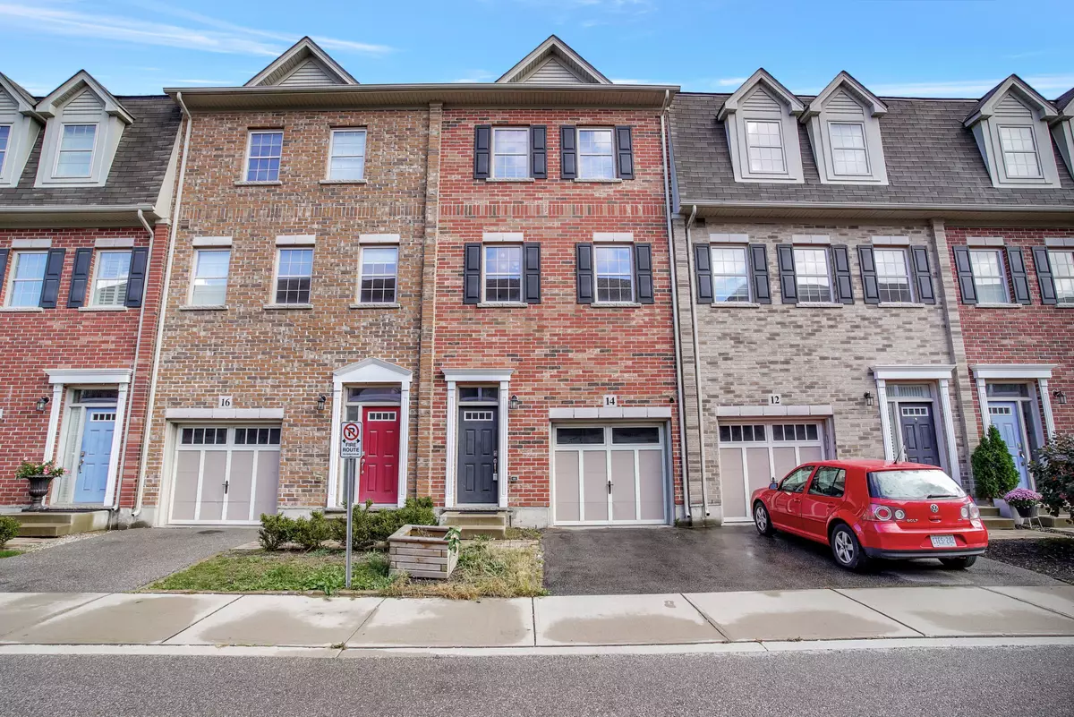 Kitchener, ON N2H 0B5,14 John Russell LN