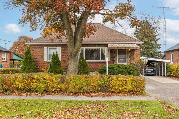 9 Orchard View BLVD,  Clarington,  ON L1C 2J6