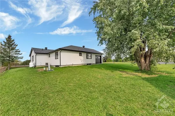 North Dundas, ON K0C 2K0,12564 ORMOND RD