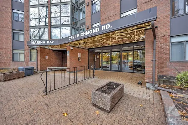 2871 RICHMOND RD #514, Ottawa, ON K2B 8M5