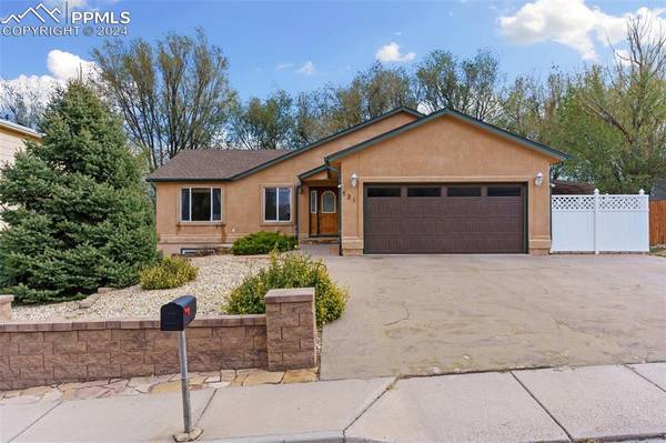 521 Autumn PL, Fountain, CO 80817