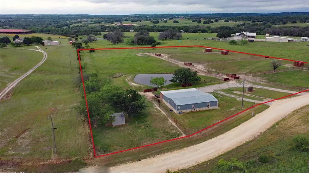 570 Private Road 1562, Stephenville, TX 76401