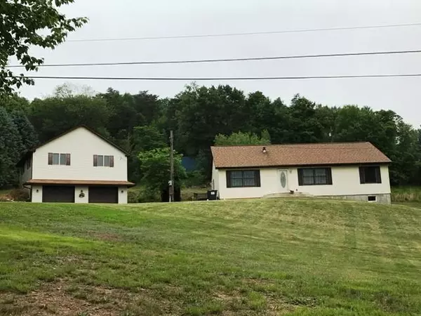 800 Club Road, Lower Towamensing Tp, PA 18071