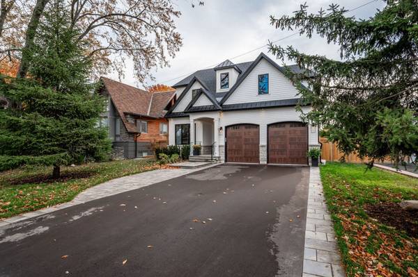 Oakville, ON L6K 3N5,356 River Side DR