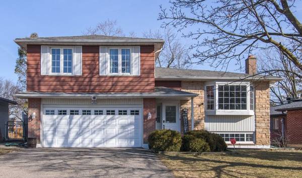 31 Bartley Bull Pkwy #Upper, Brampton, ON L6W 2J3