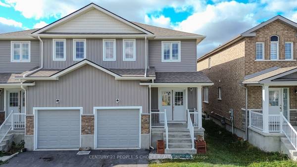 Loyalist, ON K0H 2H0,16 Tegan CT