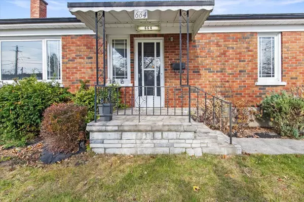 Peterborough, ON K9J 3X3,664 Crawford PL