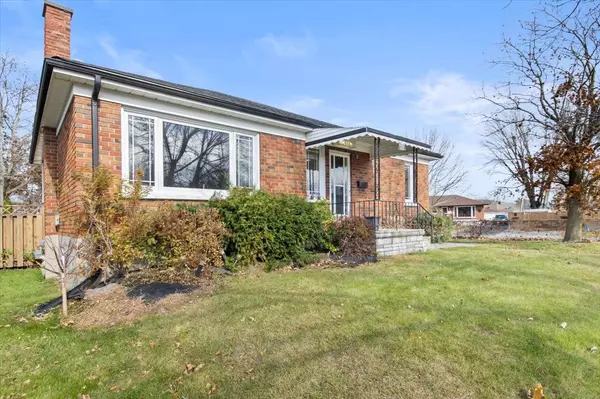 Peterborough, ON K9J 3X3,664 Crawford PL