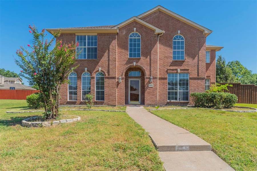 2923 Beau Drive, Mesquite, TX 75181