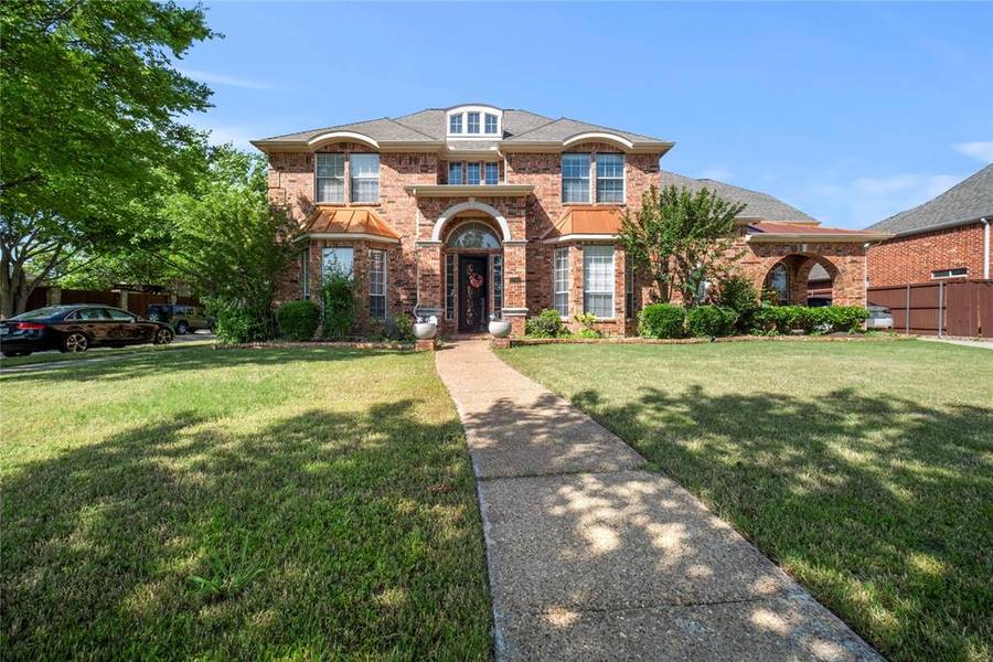 2706 Sir Patrice Lane, Lewisville, TX 75056