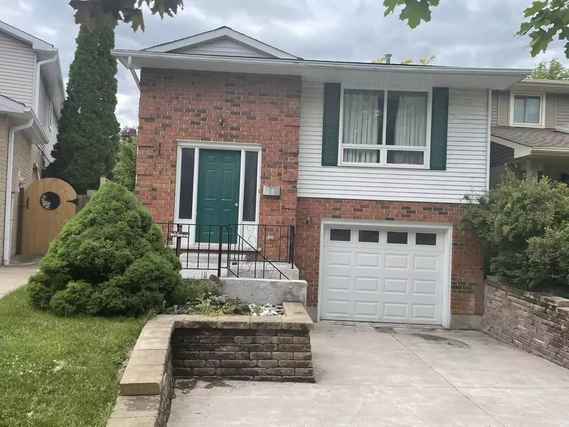 20 Naples CT, Thorold, ON L2V 4S7