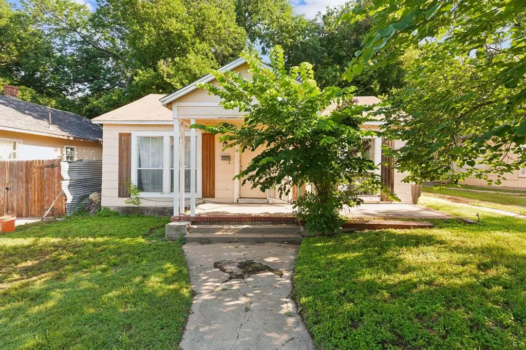 Fort Worth, TX 76105,3009 Avenue H