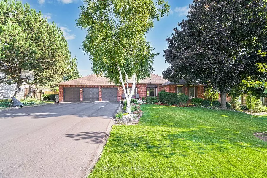 Brampton, ON L6Z 0C2,509 Conservation DR