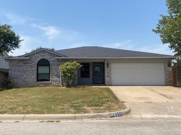 4850 Flat Creek Drive, Fort Worth, TX 76179