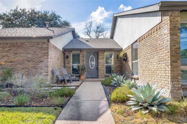 15305 Trails End Drive, Dallas, TX 75248