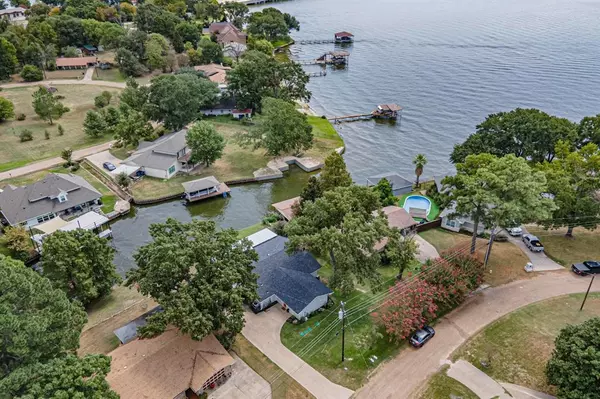 Mabank, TX 75156,207 Lake Front Drive