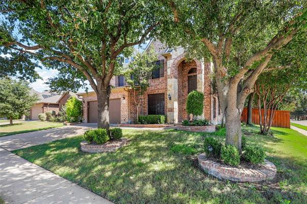 8037 Cedar Lake Lane, Fort Worth, TX 76123