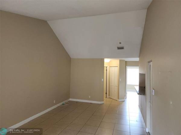 Coral Springs, FL 33071,1104 Coral Club Dr  #1104