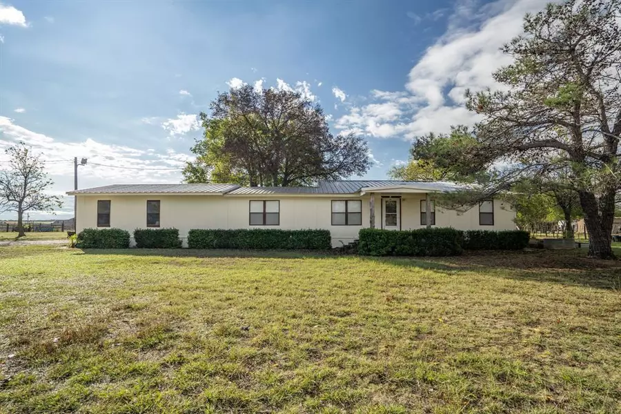 7771 Bernard Road, Sanger, TX 76266