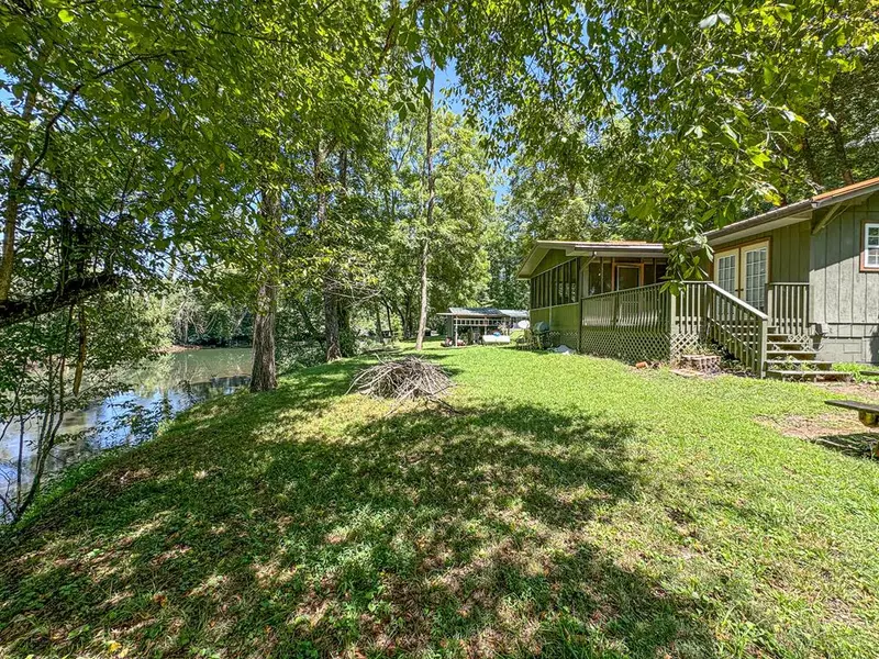 159 Hiawassee River Road, Murphy, NC 28906