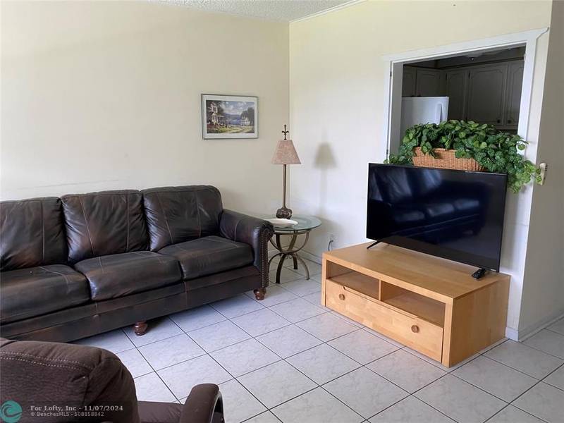 202 Oakridge M  #202, Deerfield Beach, FL 33442