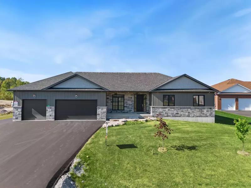 24 Keyzer DR, Oro-medonte, ON L0K 2G1