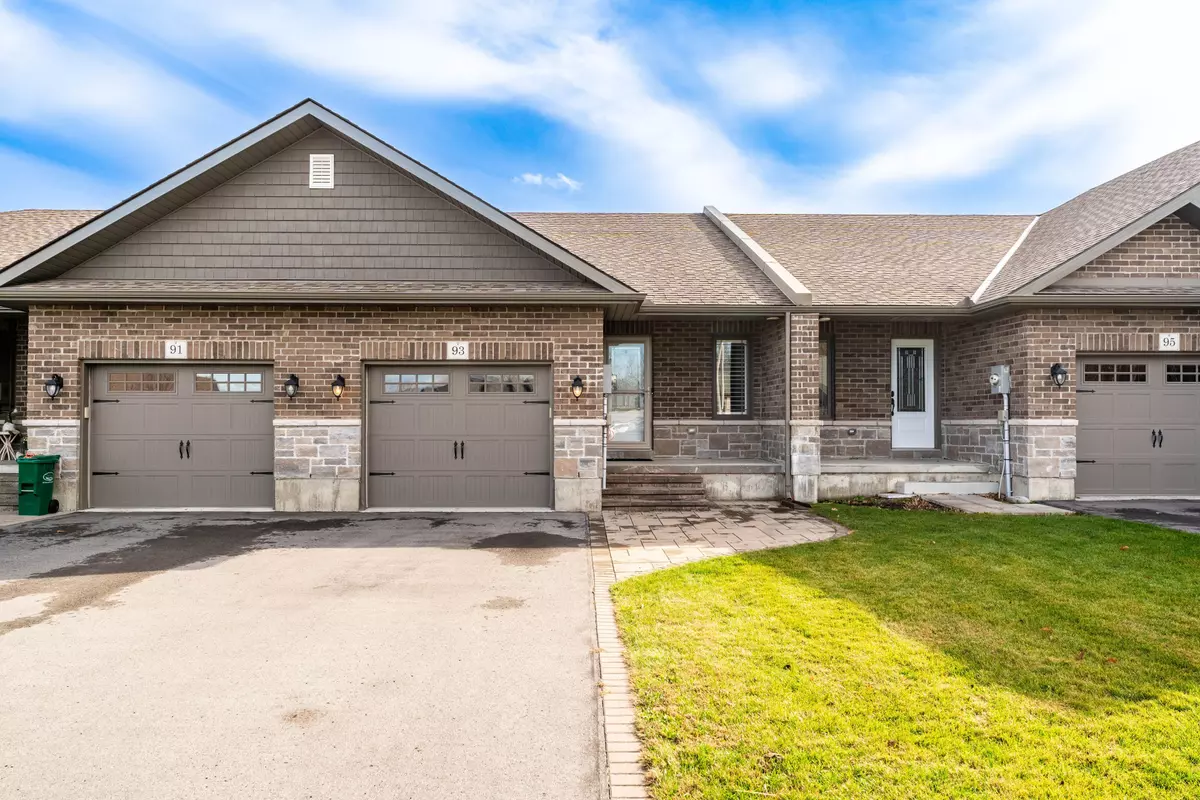 Quinte West, ON K8V 0E2,93 Aspen DR