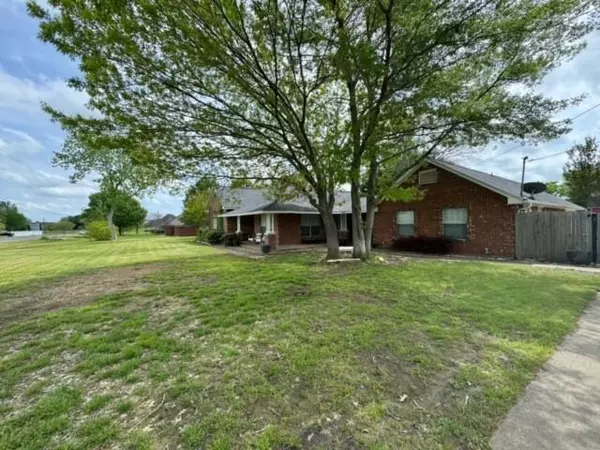 Ovilla, TX 75154,302 Thorntree Drive