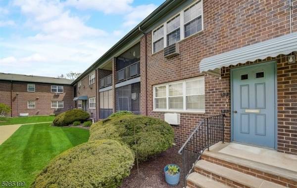 580 Bloomfield Ave #5A, West Caldwell Twp., NJ 07006