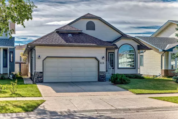 513 Hawkstone DR NW, Calgary, AB T3G 3R2