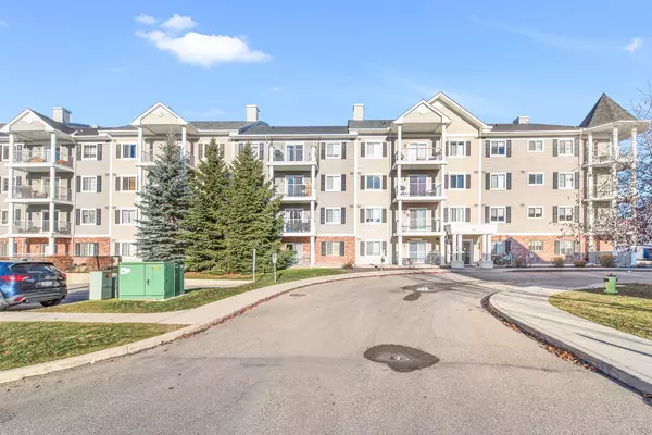 Calgary, AB T3K0L8,69 Country Village MNR Northeast #5210