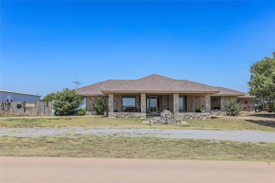 3046 Old 66 Road, Hydro, OK 73048