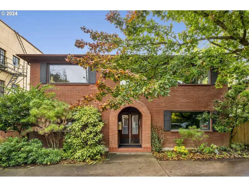 821 SE 29TH AVE #1, Portland, OR 97214