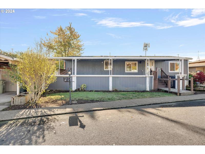 570 N 10TH AVE #10, Cornelius, OR 97113