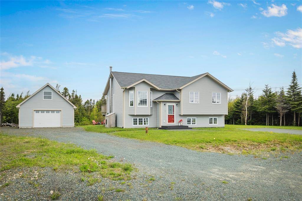 Flatrock, NL A1K1C9,20 Grace's Place