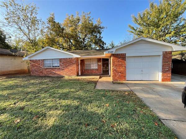 3504 Overland Drive, Del City, OK 73115