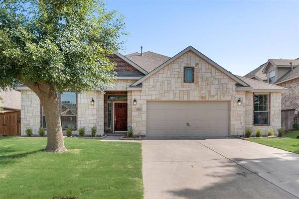 1042 Fieldstone Drive,  Cedar Hill,  TX 75104