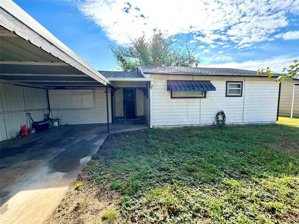 1406 N Avenue L, Haskell, TX 79521