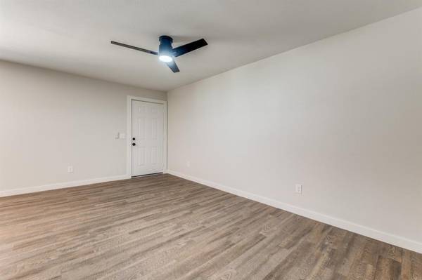 5909 Gaston Avenue #202, Dallas, TX 75214