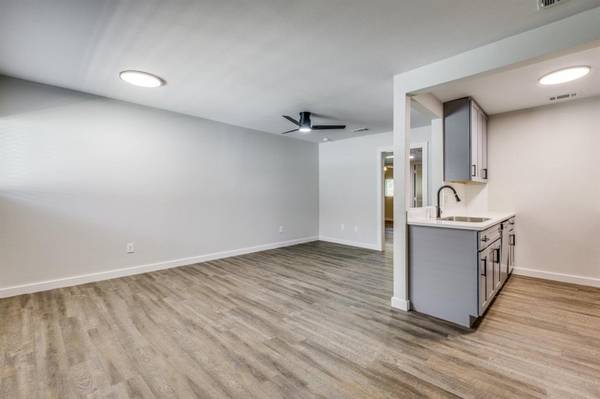 5909 Gaston Avenue #204, Dallas, TX 75214