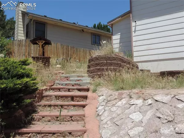 Colorado Springs, CO 80911,120 Pointer PL