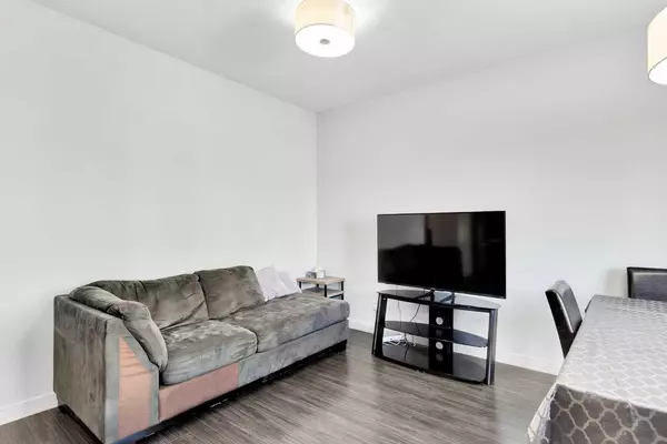 Calgary, AB T3N 0R6,106 Skyview Ranch GRV Northeast