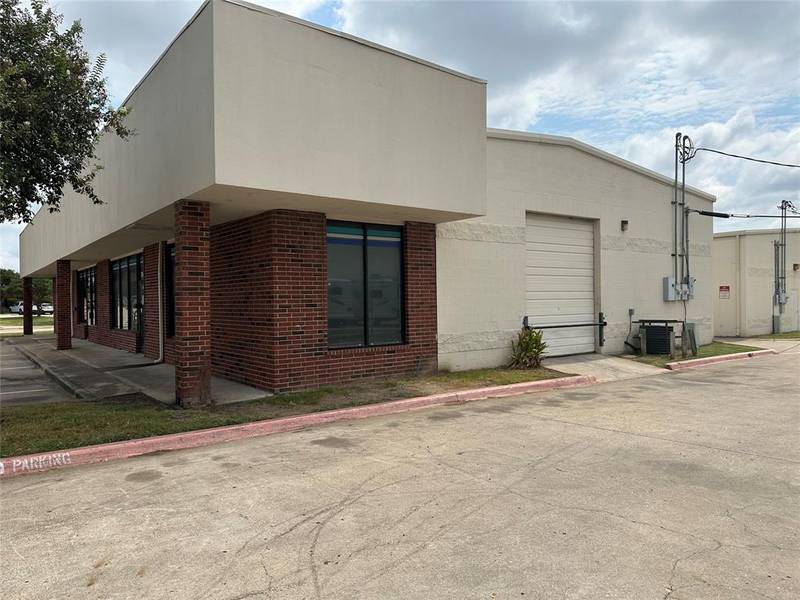 3047 E Meadows Boulevard #B, Mesquite, TX 75150