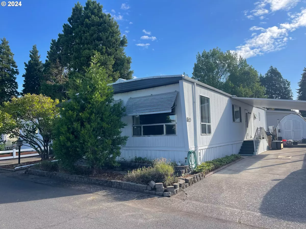 Eugene, OR 97402,1800 LAKEWOOD CT #5