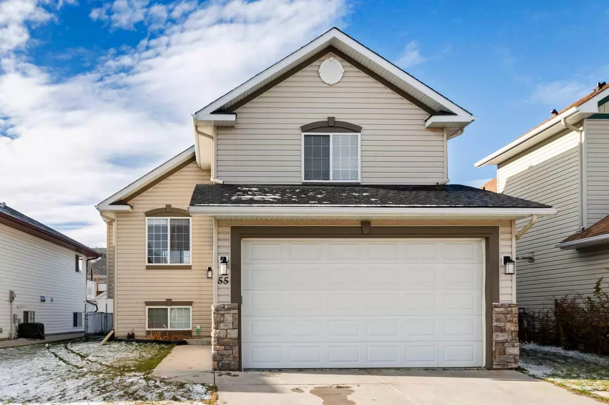 Airdrie, AB T4B 2S4,55 Willowbrook CRES NW