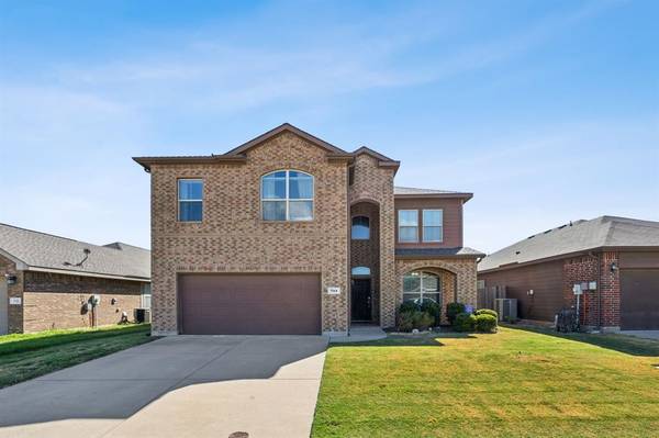 708 San Miguel Trail, Fort Worth, TX 76052