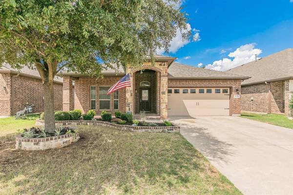 5115 Prestwick Drive,  Arlington,  TX 76001