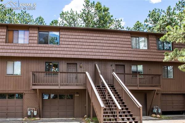 570 Manor CT #B, Woodland Park, CO 80863