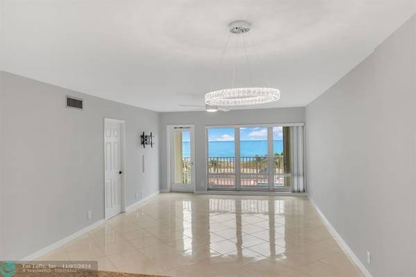 Pompano Beach, FL 33062,750 N Ocean Blvd  #408