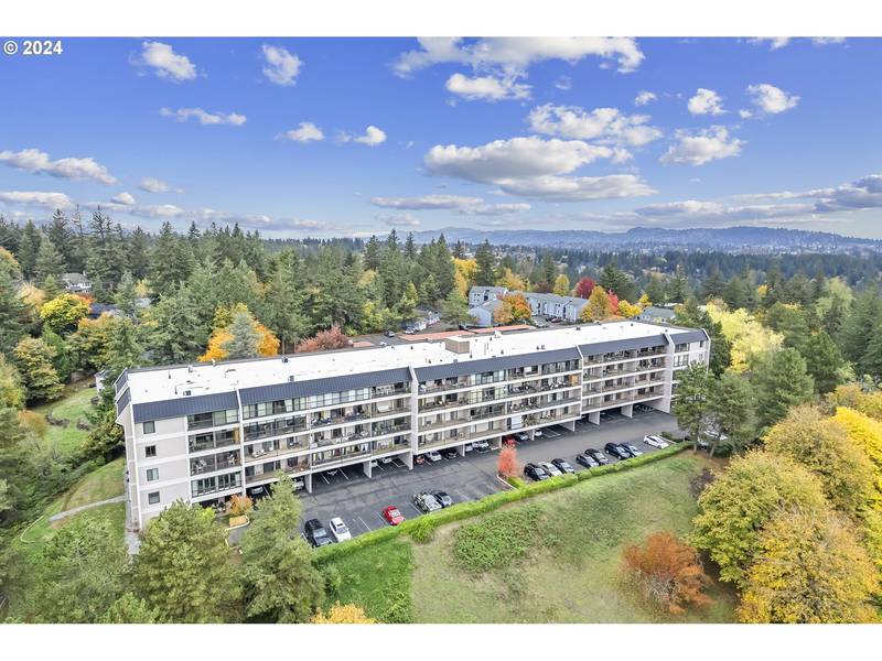 45 EAGLE CREST DR #219, Lake Oswego, OR 97035